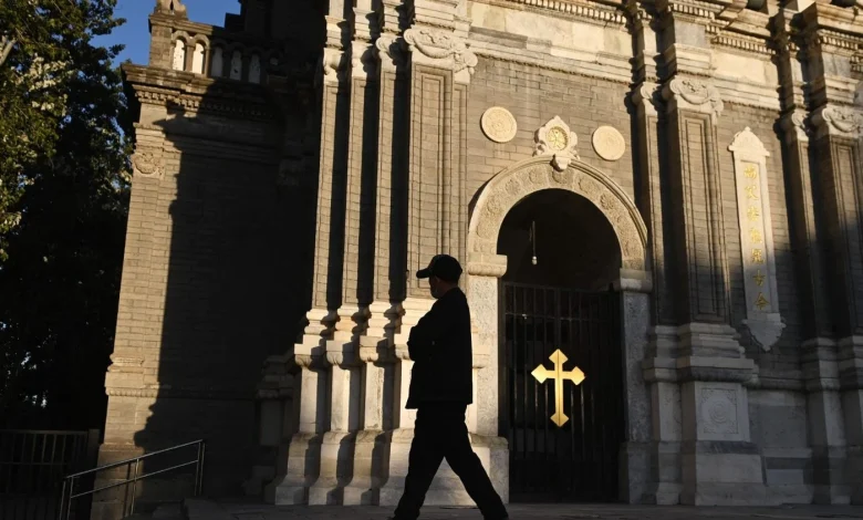 Holy See satisfied with civil recognition of Chinese Bishop Zhang Weizhu