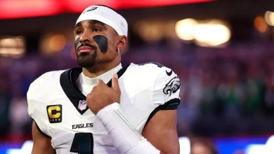 How Jalen Hurts, Eagles can fix the offense for the NFL playoffs