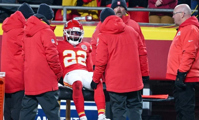How the Chiefs lost to Houston, headlined by a puzzling fourth-down decision