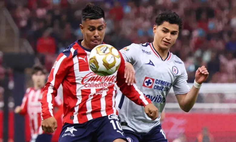 How to watch Chivas vs Cruz Azul in the USA: Live Stream and TV for 2025 Liga MX Apertura Tournament