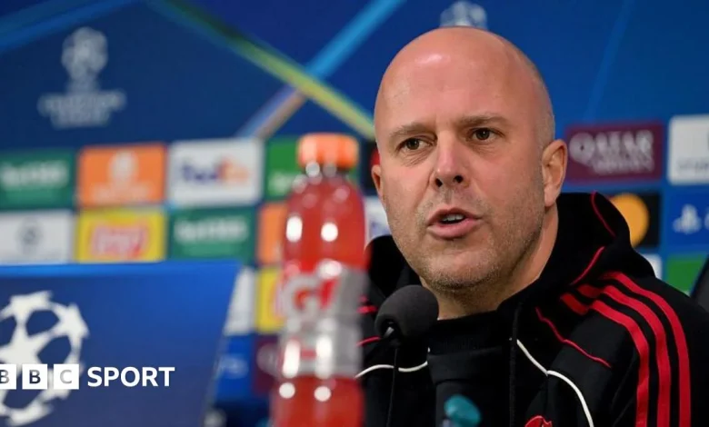 'I am not weak' says Slot, but Salah could return