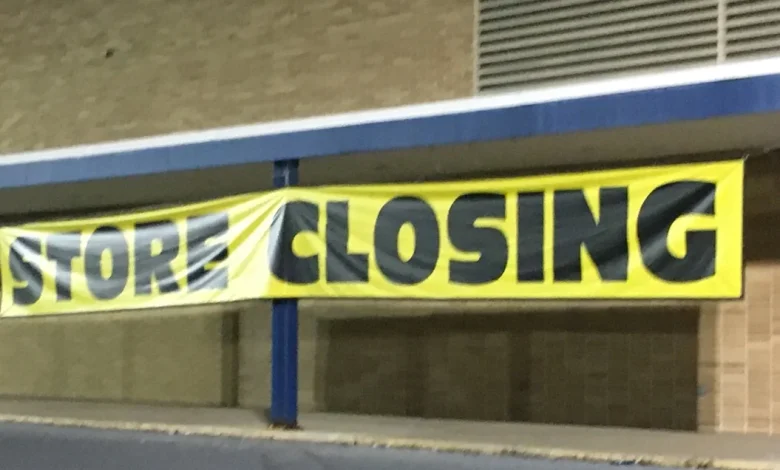 Iconic retail chain on life support after closing more than 3,000 stores