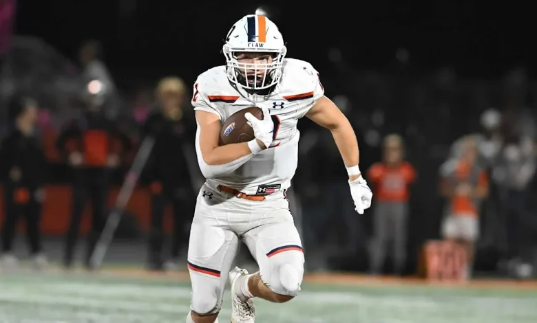 Illinois (IHSA) high school football state championships: Live score updates of Class 7A, Class 8A finals - Dec. 3