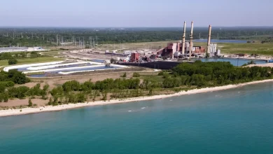 Illinois running low on power as AI data centers spike electricity demand