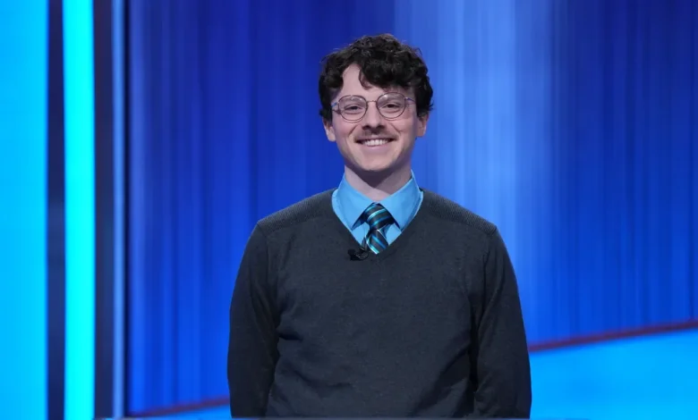Indiana 'Jeopardy!' super champ Harrison Whitaker competes for 15th win