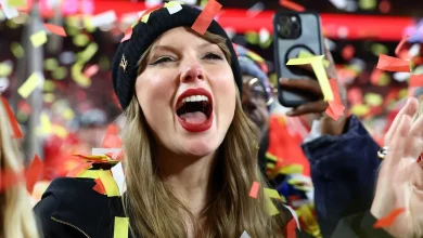 Is Taylor Swift at the Chiefs game tonight? Latest updates for SNF