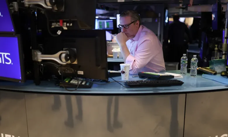 Is the stock market open on New Year's Eve? Does it close early? What to know