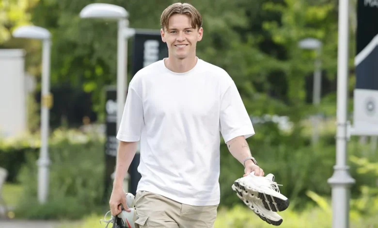 James Penrice on Rangers transfer radar as ex Hearts star emerges as January option