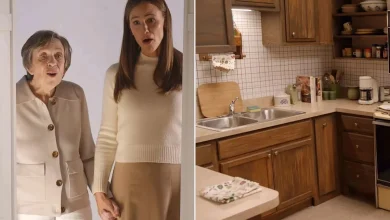Jennifer Garner Wipes Away Tears as She Revisits Her Childhood Kitchen with Her Mom