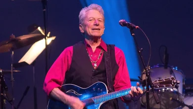 Joe Ely, Progressive Texas Country Legend Who Toured With the Clash, Dead at 78