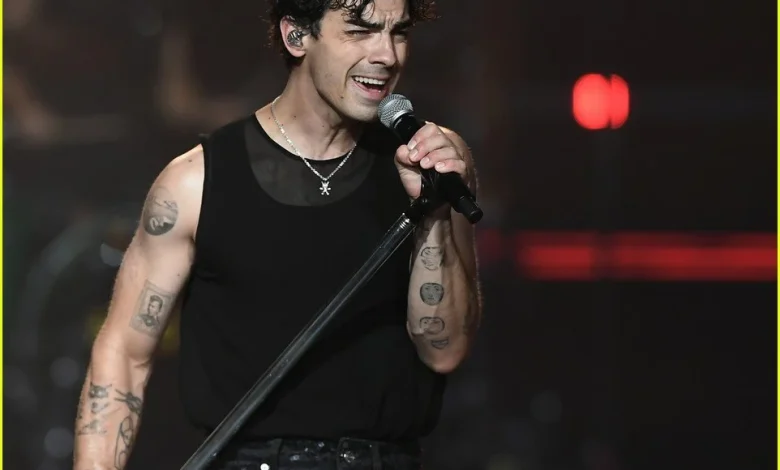 Joe Jonas Reacts to Being Endlessly Trolled for His Inability to Parallel Park After Video Goes Viral