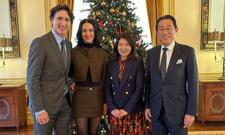 Katy Perry & Justin Trudeau Have Lunch With Japan's Former Prime Minister