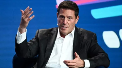 Kevin Mayer Anticipates Paramount-Netflix Bidding War For Warner Bros. Discovery