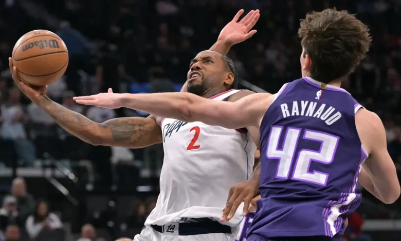Kings vs. Clippers highlights: LA rolls behind Kawhi Leonard