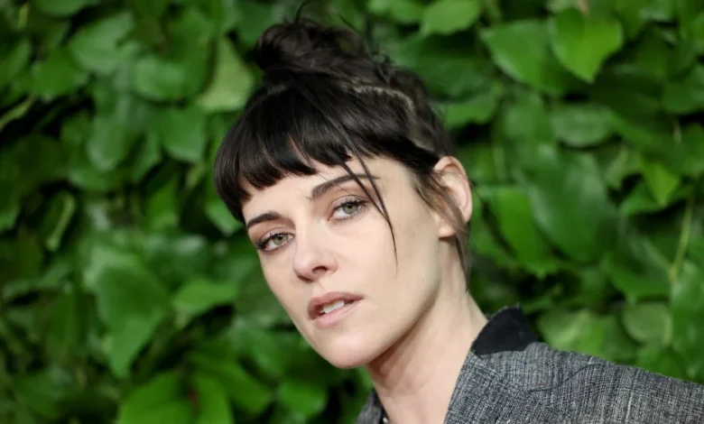 Kristen Stewart Says Acting Is Unmasculine and Questions Going Method