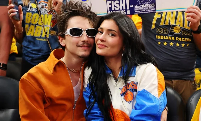 Kylie Jenner & Timothée Chalamet’s Matching Outfits Are Making The Internet Go Crazy