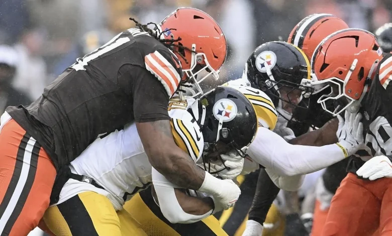 LIVE: Browns 10, Steelers 6, third quarter