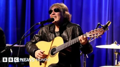 La historia detrás de "Feliz Navidad" de José Feliciano, la canción festiva más exitosa escrita por un artista latino