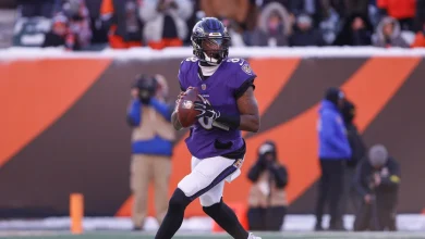 Lamar Jackson day-to-day with significant contusion in back