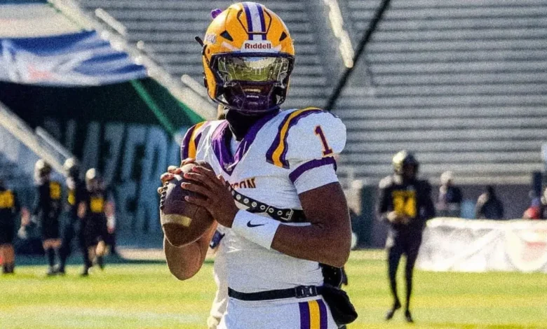 Lane Kiffin, LSU Football Pushing to Flip for Top-10 Quarterback in America