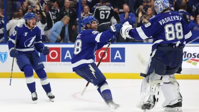 Lightning seek eighth straight win against Islanders
