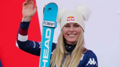 Lindsey Vonn touches down in Milano, participates in a traditional ritual to bring luck before the 2026 Winter Games