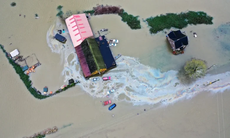 Live updates: 100,000 evacuated in historic Skagit Valley flood in Washington state