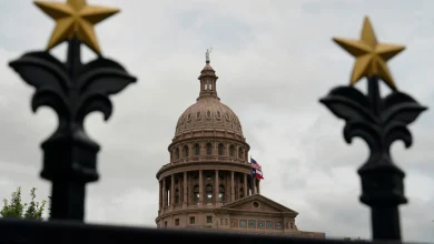 Live updates: Supreme Court allows Texas to use a congressional map favorable to Republicans in 2026 - AP News