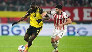 Lucas Höler denies Dortmund with wonder goal