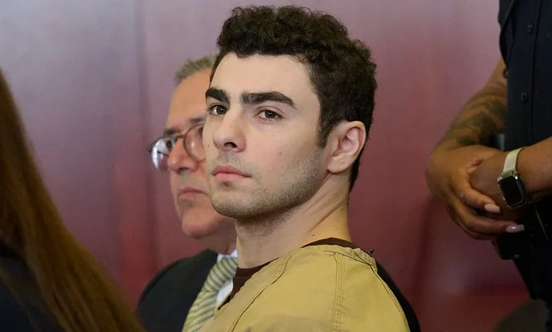 Luigi Mangione seeks to suppress evidence in CEO murder case