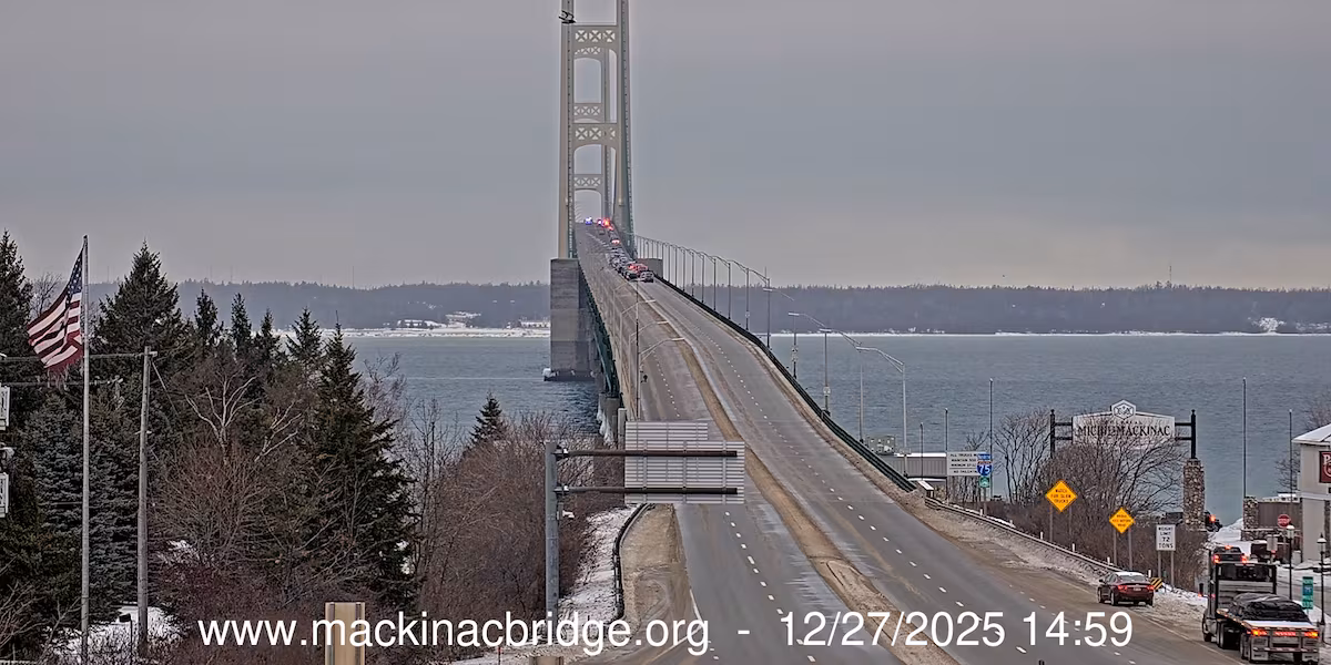Mackinac Bridge closed due to ‘emergency incident’