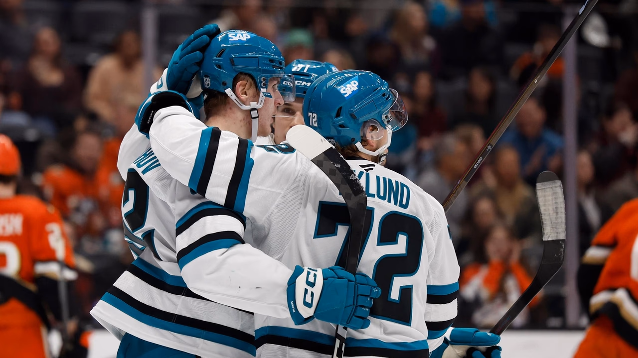 Macklin Celebrini hits 60 points with goal, 2 assists in Sharks' 5-4 victory over Ducks