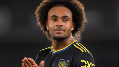 Man United news as star signs new deal and Joshua Zirkzee transfer decided