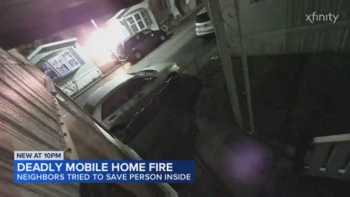 Man dies in Merrionette Park Oak Lane mobile home fire on Homan Avenue, neighbors and officials say