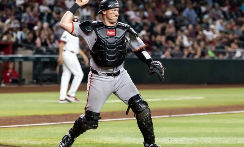 Mariners Sign Andrew Knizner