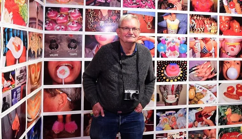 Martin Parr: British documentary photographer dies at 73