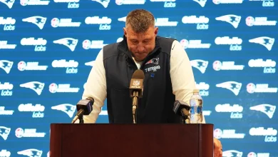 McDermott takes high road after Vrabel complains about officiating in Patriots-Bills game