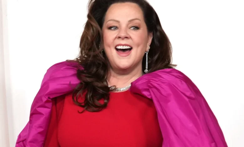 Melissa McCarthy Elevates The Space Behind Her Dining Table