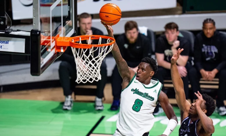 Men's Basketball Hosts Prairie View Sunday Afternoon