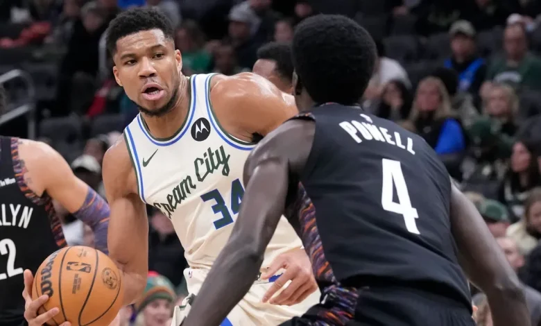Milwaukee Bucks injury report: Is Giannis playing tonight vs. Pistons?