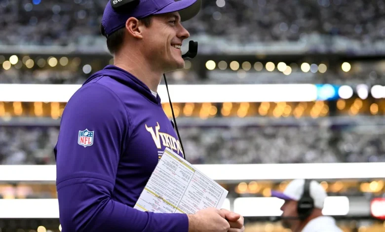 Minnesota Vikings will end season with noon game against Green Bay Packers on Sunday