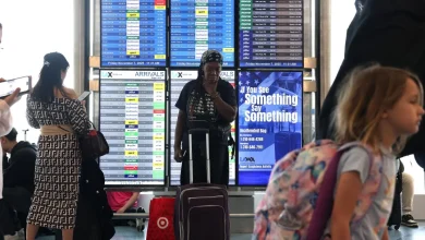 More than 1,000 flights canceled and delayed nationwide on busy travel day