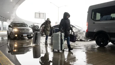 More than 200 flight canceled as 2 to 4 more inches of snow forecast for Chicago