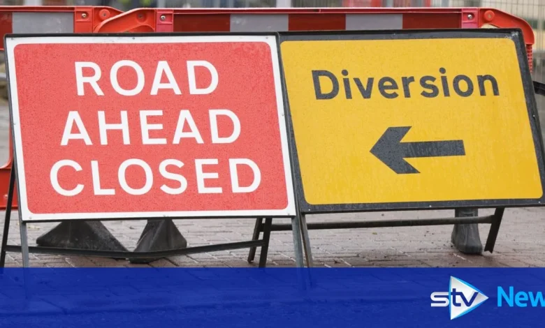 Multiple overturned vehicles on M74 as crashes shut motorway