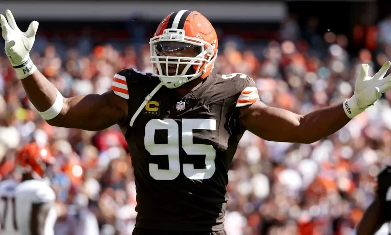 NFL Fantasy 2025 Start 'Em, Sit 'Em: Defenses for Week 16