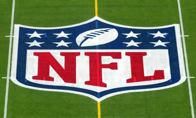 NFL, union agree to new model for picking playing surfaces