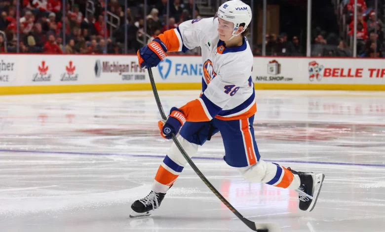 NHL On Tap: Schaefer continues Olympic audition when Islanders visit Blue Jackets