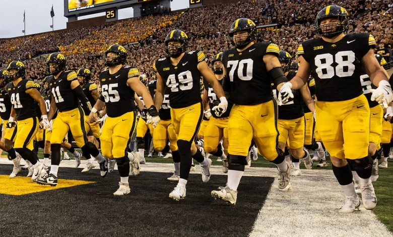 NOTES: ReliaQuest Bowl vs. No. 14 Vanderbilt - Iowa Hawkeyes Athletics