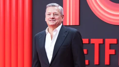 Netflix's Biggest Wall Street Backer Downgrades It on Warner Bros. Deal