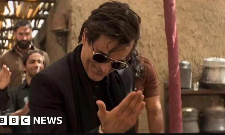 New Bollywood film divides opinions in India and Pakistan